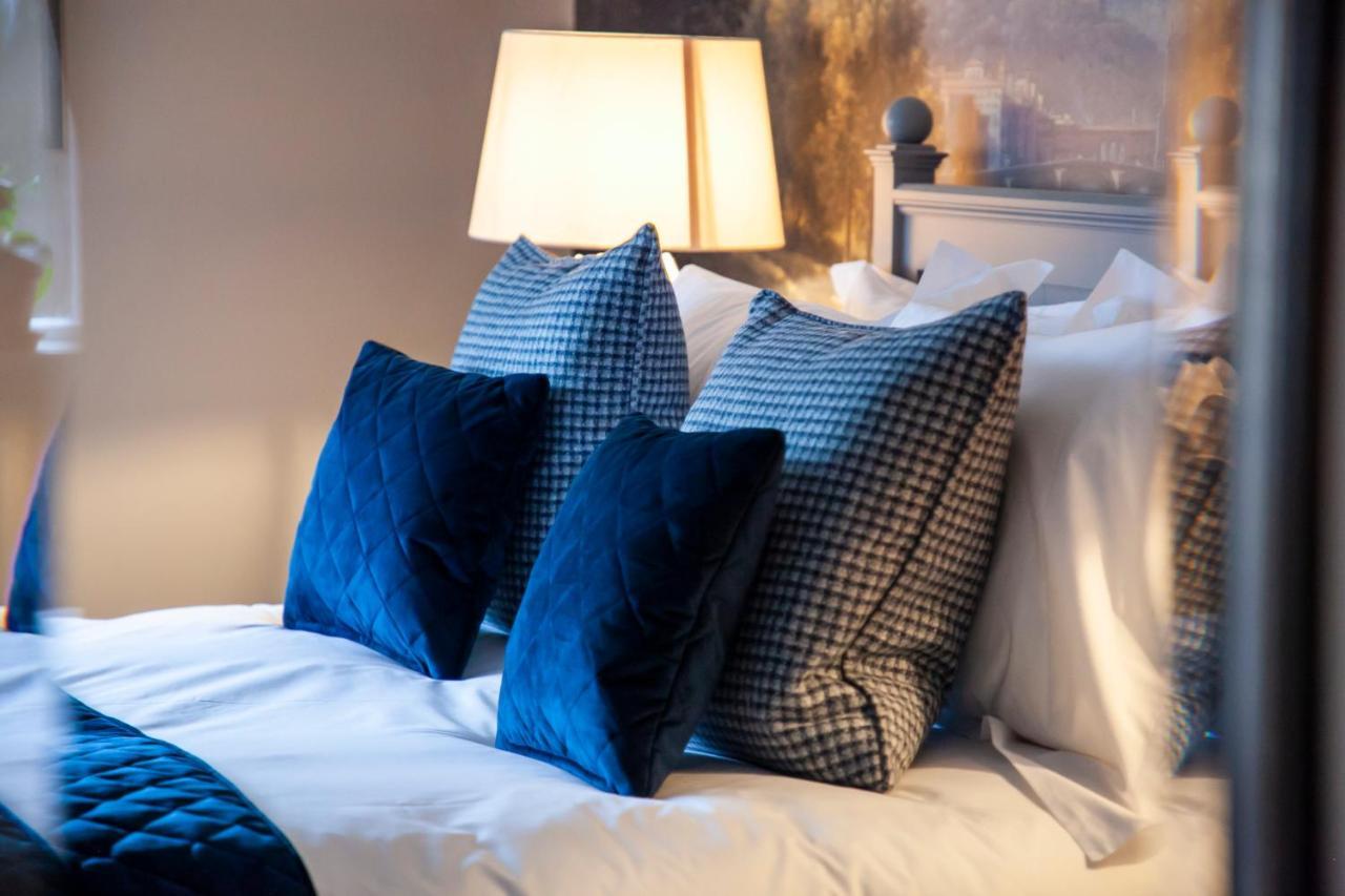 The Bell - Brunning And Price Hotel Alderminster Buitenkant foto